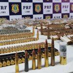 Munição foi apreendida em compartimento no carro (Foto: Divulgação