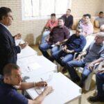 Nelsinho Trad durante reunião com membros do PSD (Foto: Minamar Junior)