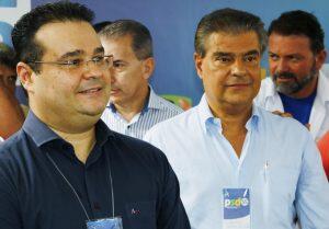 Deputado federal Fábio Trad e senador Nelsinho Trad durante convenção do PSD. (Foto: Minamar Junior/ Jornal Midiamax)