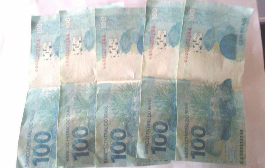 Notas falsas apreendidas pela PM. Foto: Divulgação