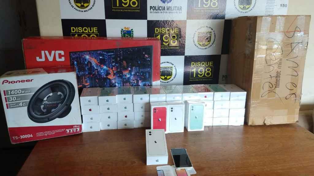 Material apreendido foi encaminhado para a PF (Divulgação)