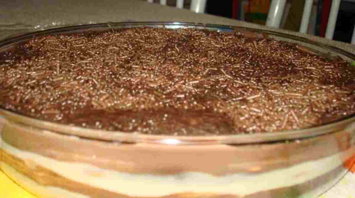 Pavê de brigadeiro com chocolate meio amargo