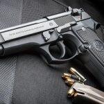 Foto ilustrativa de uma pistola da marca Beretta