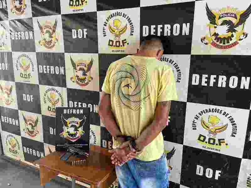 Pistola encontrada com acusado estava municiada