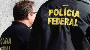 Uma equipe da PF está no 'data center' do Ministério da Saúde.