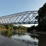 Corpo do jovem foi encontrado próximo a ponte de ferro no rio Aquidauana. (Foto: Divulgação)