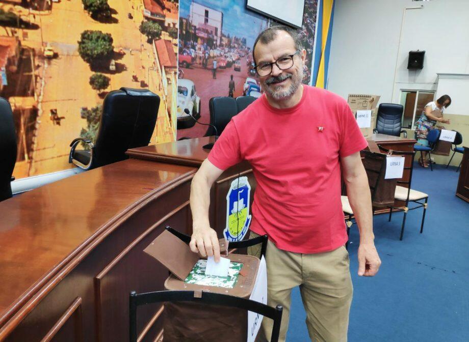 Professor da UFGD