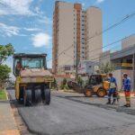 Recapeamento no trecho da Santa Casa começou nesta terça