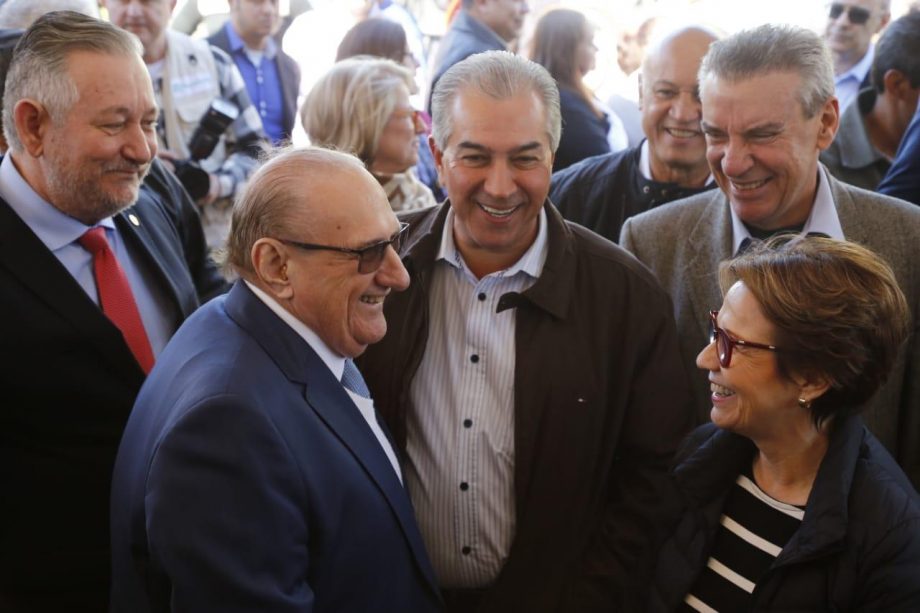 Reinaldo Azambuja com o presidente do TJMS
