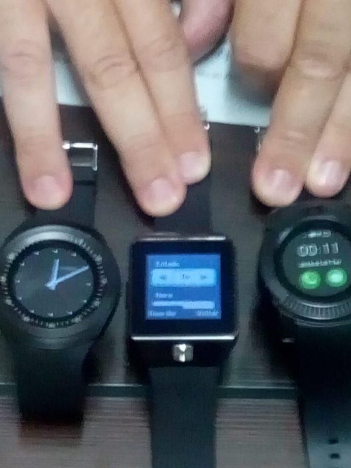 Relógios apreendidos na Gameleira na sexta-feira. Foto: Divulgação
