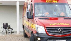 Vítima foi resgatada pelos bombeiros na Deam. Foto: Divulgação