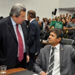 Deputados Onevan de Matos e Rinaldo Modesto. (Foto: Luciana Nassar/ ALMS)