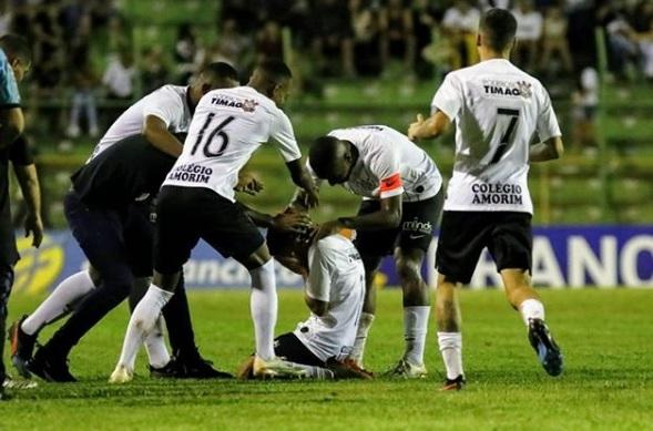 As duas equipes jogarão entre si na próxima fase da competição. (Foto: Rodrigo Gazzanel/Agência Corinthians)