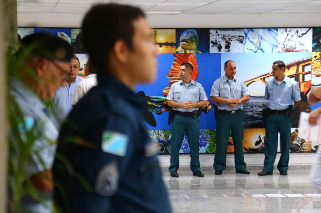 Policiais Militares reforçam a segurança nesta terça-feira na Casa (Marcos Ermínio
