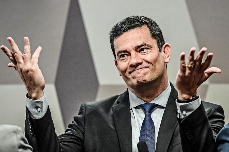 (Evaristo Sá