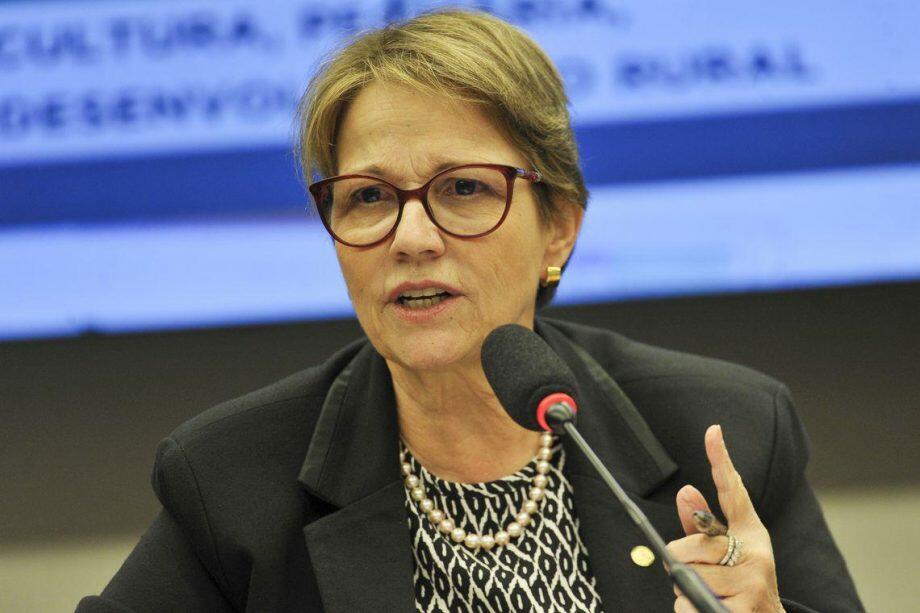 Ministra testou positivo na última sexta-feira (24).