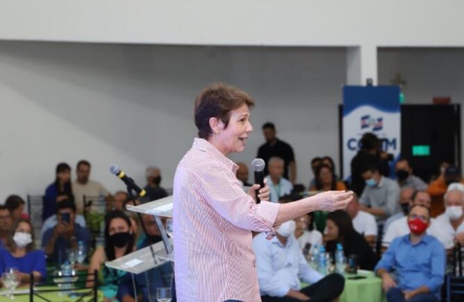 Tereza Cristina em Coxim neste domingo