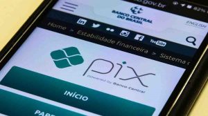 Alterações em transferências via PIX começam a valer nesta segunda-feira (4)