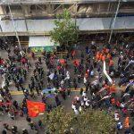Uruguaios param duas atividades por 24 horas em apoio a trabalhadores empregados da empresa MontevideoGas (Foto: Marieta Cazarré/ Agência Brasil)