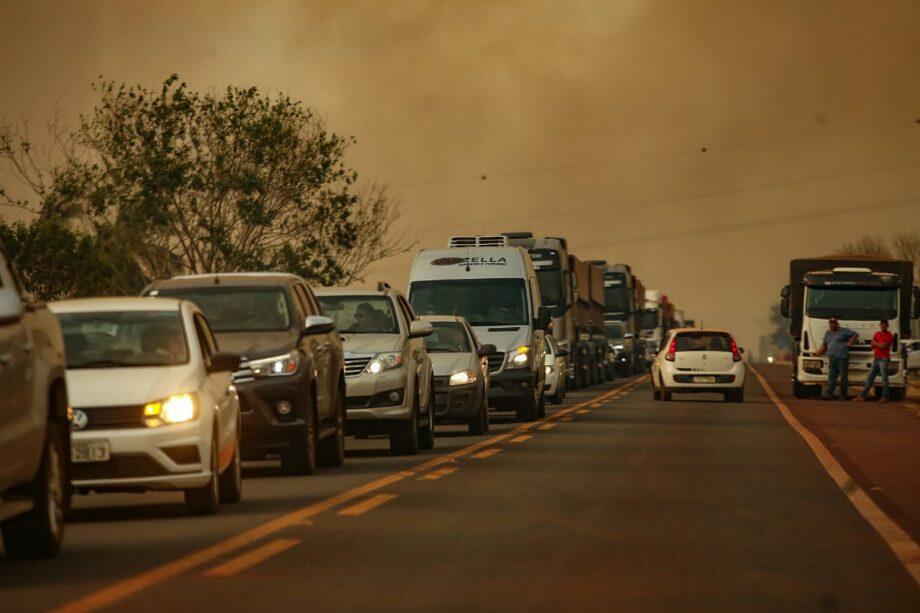 Fogo atinge vários pontos entre Campo Grande e Sidrolândia
