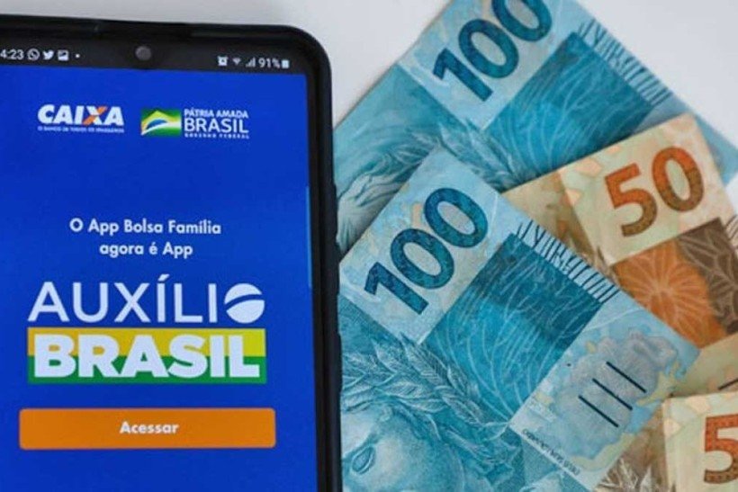 A fila continuará enquanto a PEC não for promulgada
