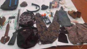 Material apreendido pelos policiais durante a operação