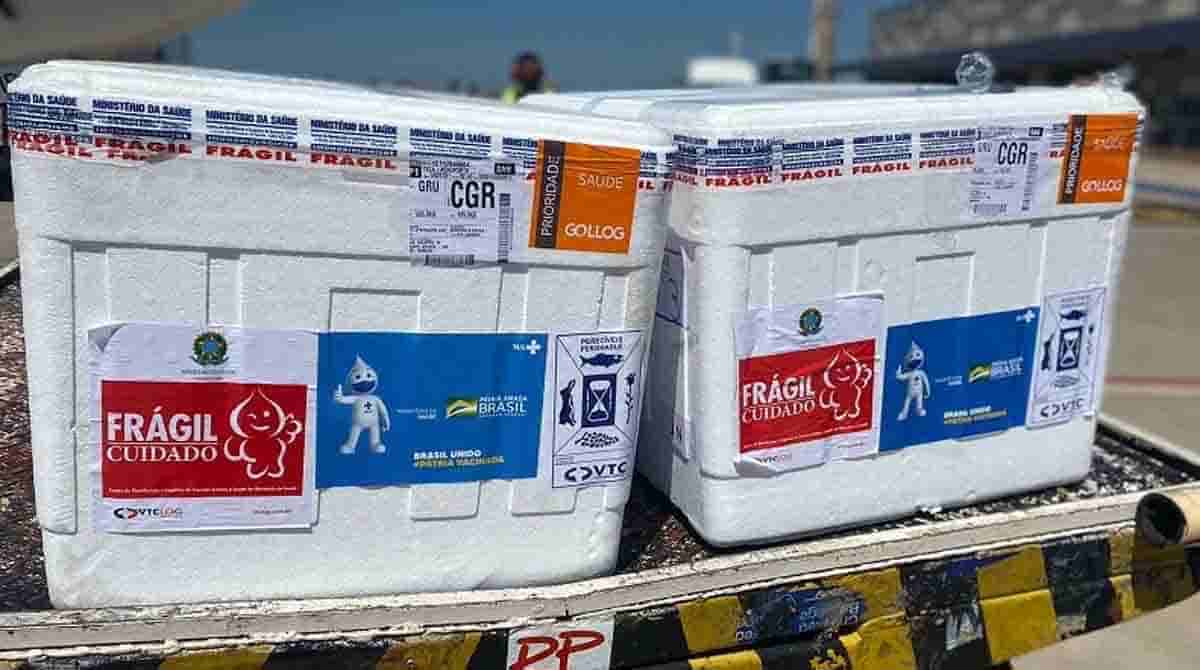 Caixas com doses da Janssen chegaram a MS na quarta-feira