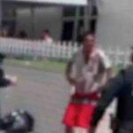 A Polícia Militar foi acionada e prendeu a travesti em flagrante