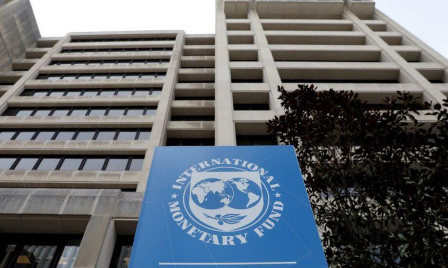 Os empréstimos dos governos representaram pouco mais da metade do aumento