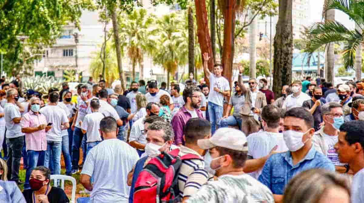 Homens pedem fim da violência contra mulher em Campo Grande