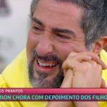 Mion chorando diante de Ana Maria Braga