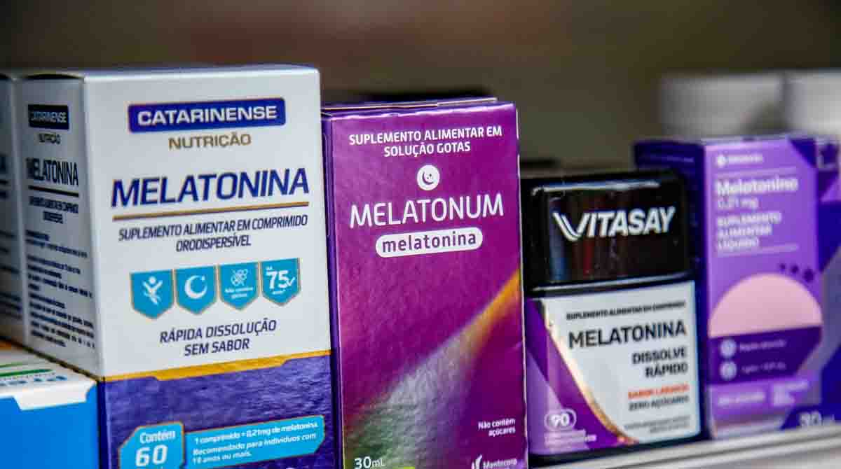 Melatonina na prateleira de farmácias em Campo Grande