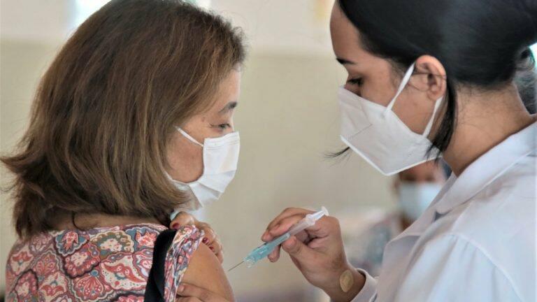 Primeira dose continua disponível para todas as pessoas com 12 anos ou mais