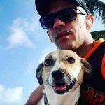 Reinaldo e sua cachorrinha Pandora