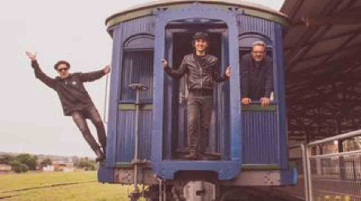 Banda Hermanos Irmãos