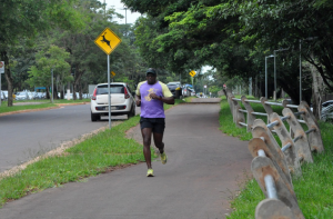 A Avenida do Poeta está liberada para a prática de exercícios físicos e passeios