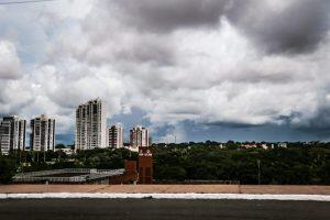 Dez cidades estão no alerta emitido pelo Inmet.