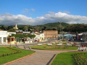 Praça Central de Água Clara