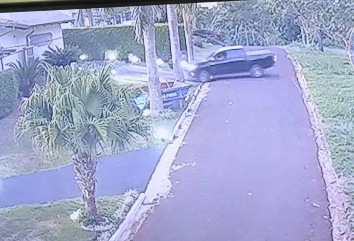 Lindomar fugiu com a esposa em Hilux.