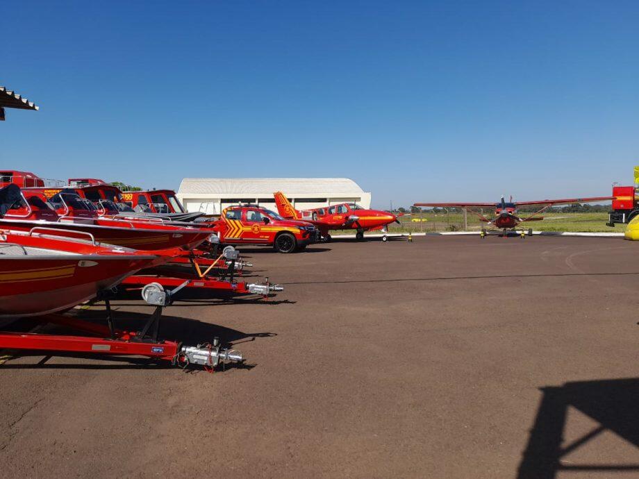 Corpo de Bombeiros tem duas aeronaves de combate a incêndios