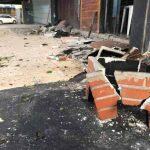 Motorista invadiu a calçada na avenida