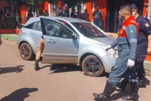Vítimas estavam dentro do carro