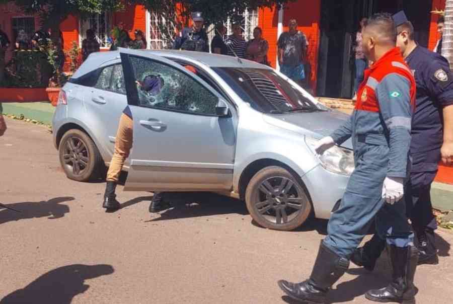 Vítimas estavam dentro do carro