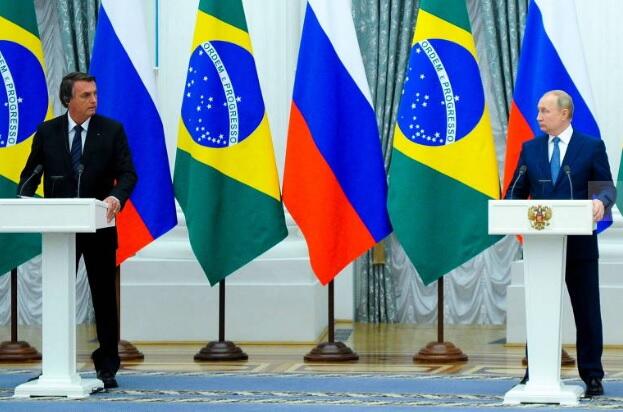 Bolsonaro ao lado de Putin