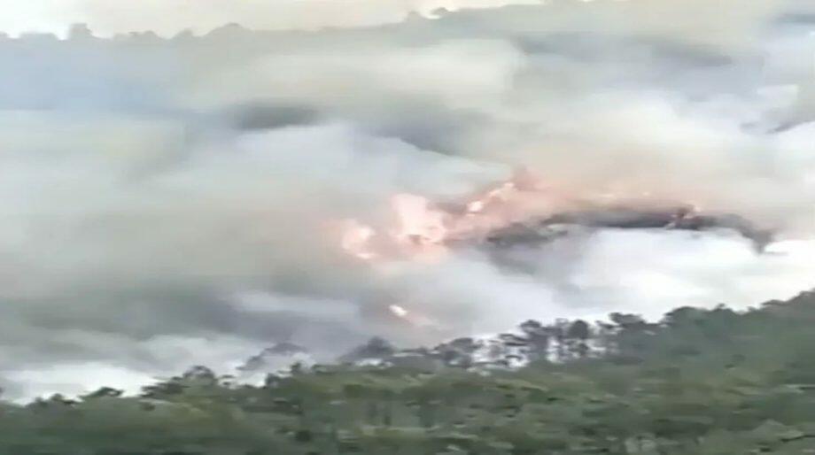 Destroços de uma aeronave registrados na região da queda