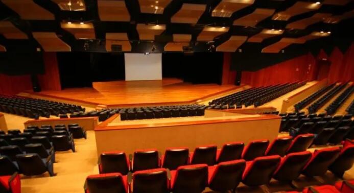 Centro de Convenções Rubens Gil de Camilo passará por reforma