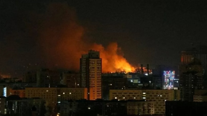 Explosão forte em Kiev (Reprodução/Reuters)