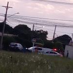 Vítima foi encontrada morta dentro do carro