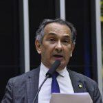 Relator do projeto que altera a cobrança do ICMS sobre os combustíveis na Câmara