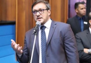 Lucas de Lima é autor do projeto de lei